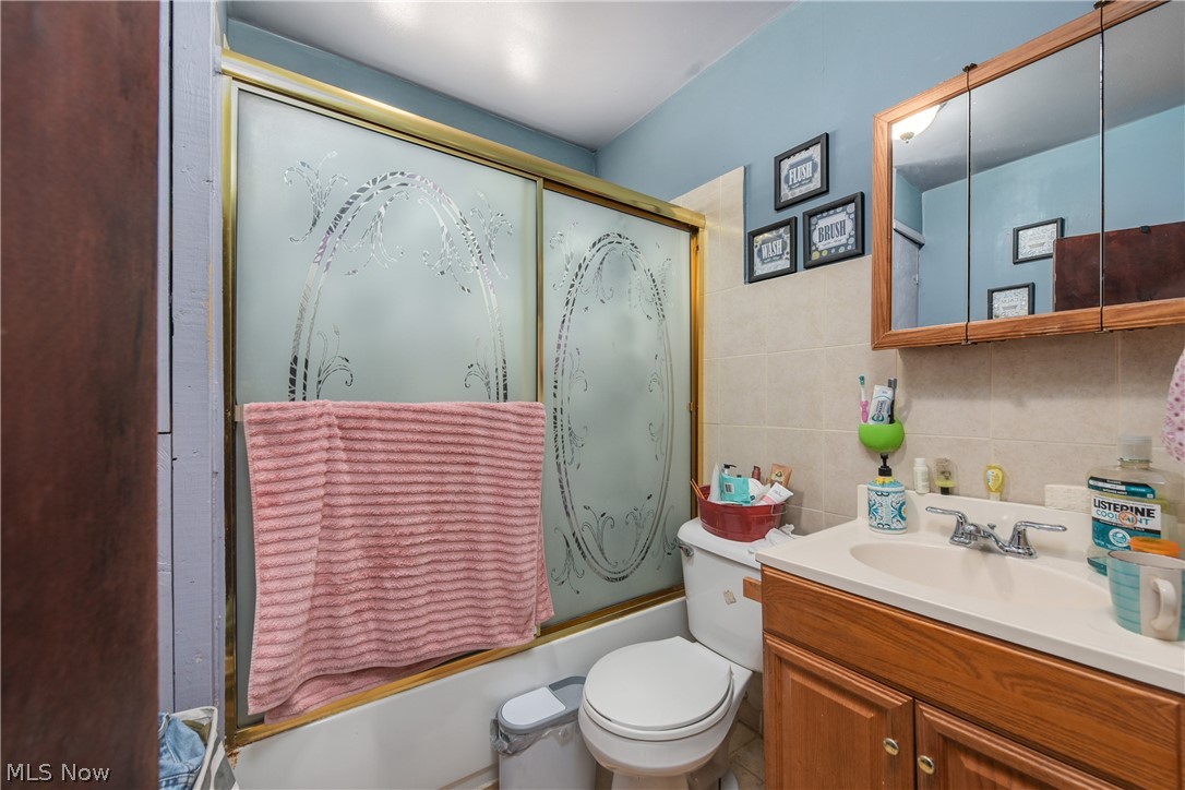 3097 Bradwell Avenue Cleveland OH 44109