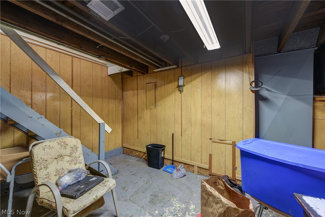 3097 Bradwell Avenue Cleveland OH 44109