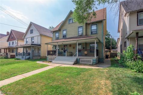 3097 Bradwell Avenue Cleveland OH 44109