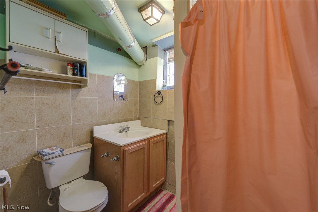 3097 Bradwell Avenue Cleveland OH 44109