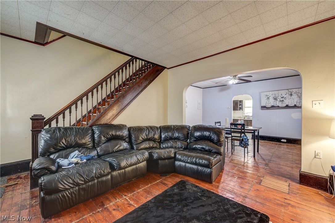3097 Bradwell Avenue Cleveland OH 44109
