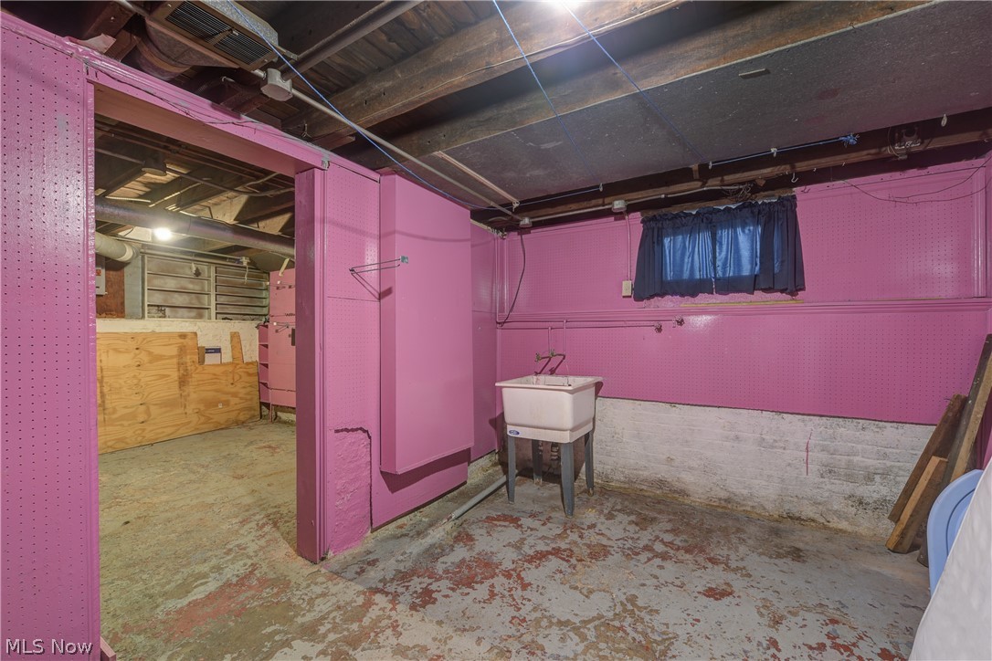 3097 Bradwell Avenue Cleveland OH 44109