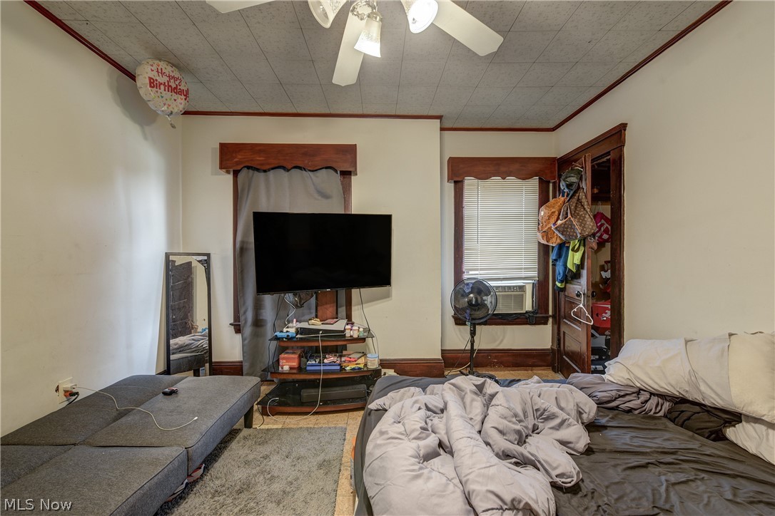 3097 Bradwell Avenue Cleveland OH 44109