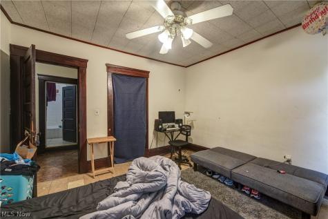 3097 Bradwell Avenue Cleveland OH 44109