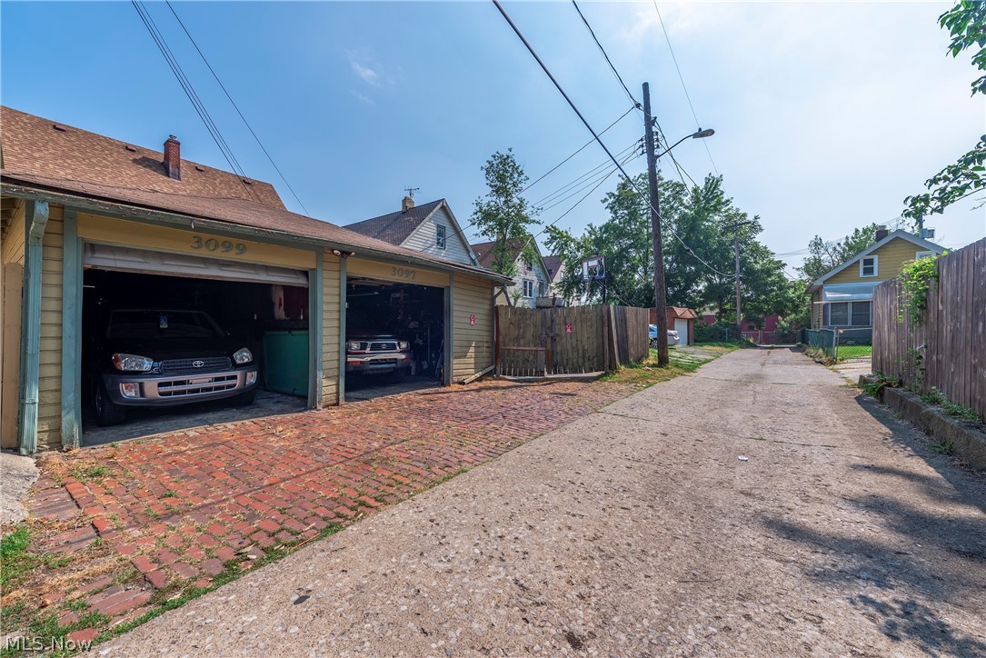 3097 Bradwell Avenue Cleveland OH 44109