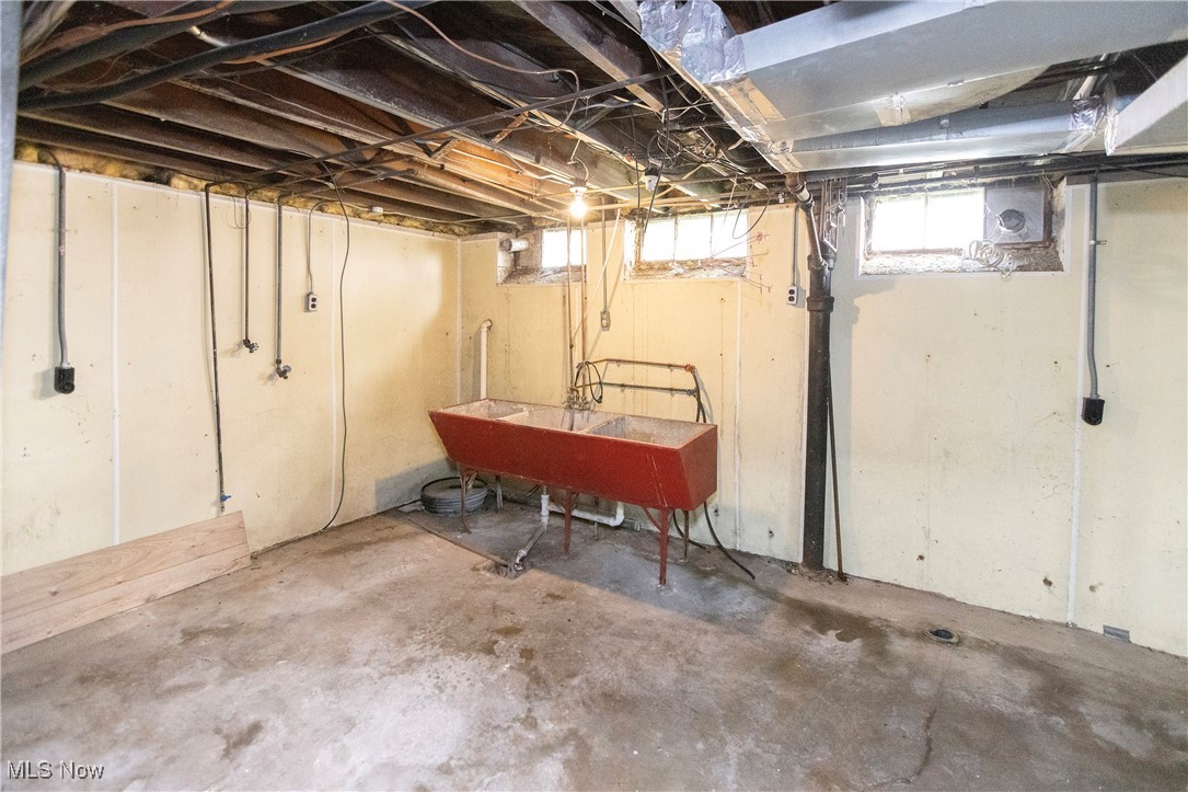 3666 Lindholm Road Shaker Heights OH 44120