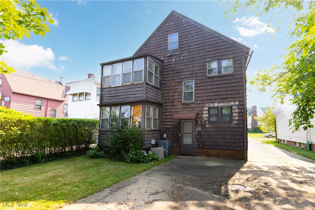 3666 Lindholm Road Shaker Heights OH 44120