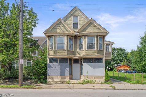 3676 E 65th Street Cleveland OH 44105