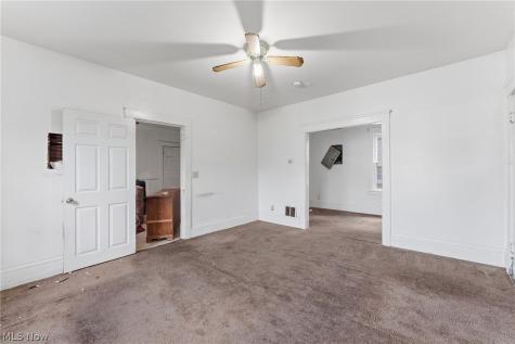 3676 E 65th Street Cleveland OH 44105