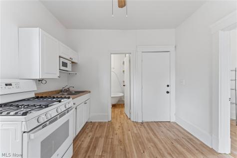 3676 E 65th Street Cleveland OH 44105