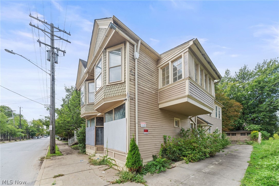 3676 E 65th Street Cleveland OH 44105