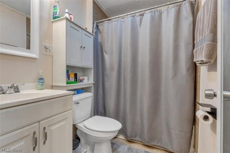 2095 Wyandotte Avenue Lakewood OH 44107
