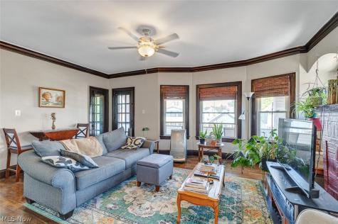 2095 Wyandotte Avenue Lakewood OH 44107