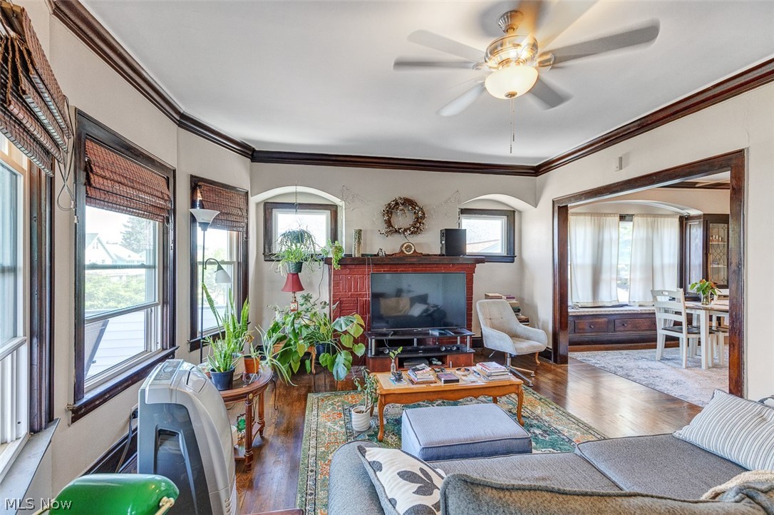 2095 Wyandotte Avenue Lakewood OH 44107