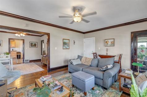2095 Wyandotte Avenue Lakewood OH 44107