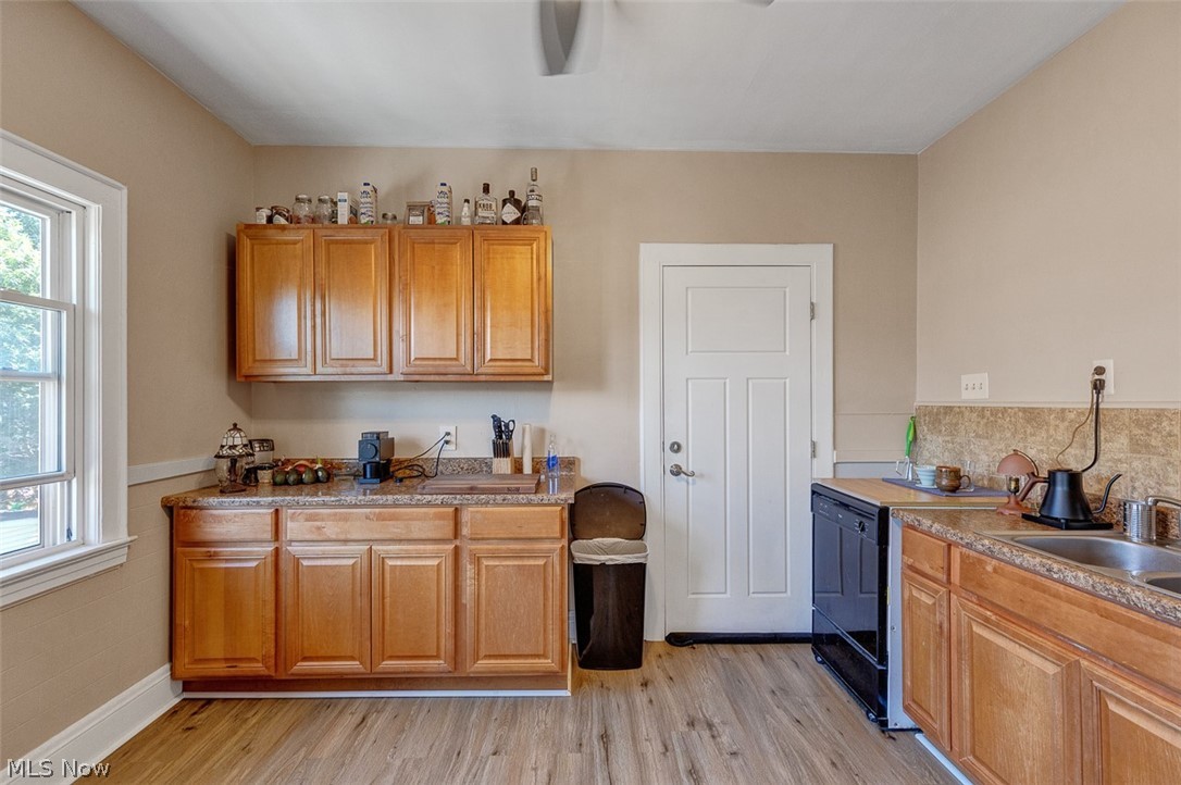 2095 Wyandotte Avenue Lakewood OH 44107