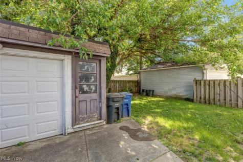 2095 Wyandotte Avenue Lakewood OH 44107