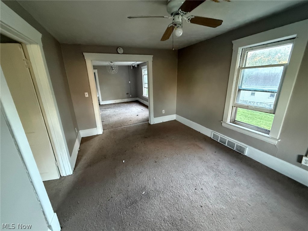 653 E 159th Street Cleveland OH 44110