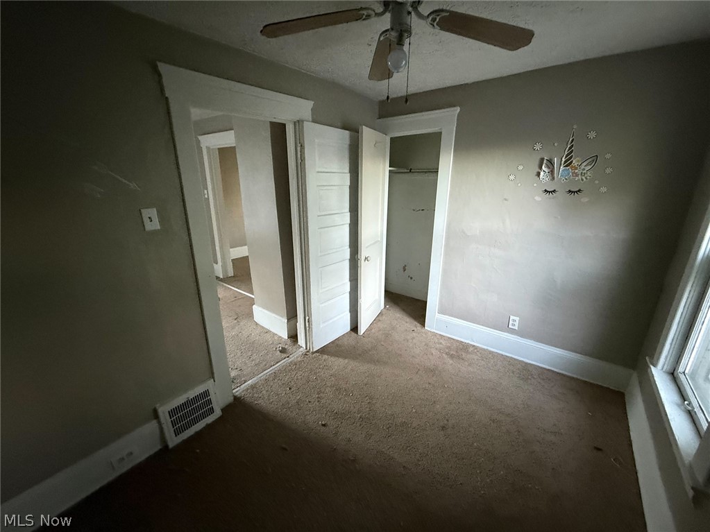 653 E 159th Street Cleveland OH 44110
