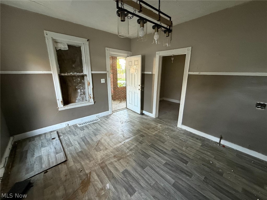 653 E 159th Street Cleveland OH 44110