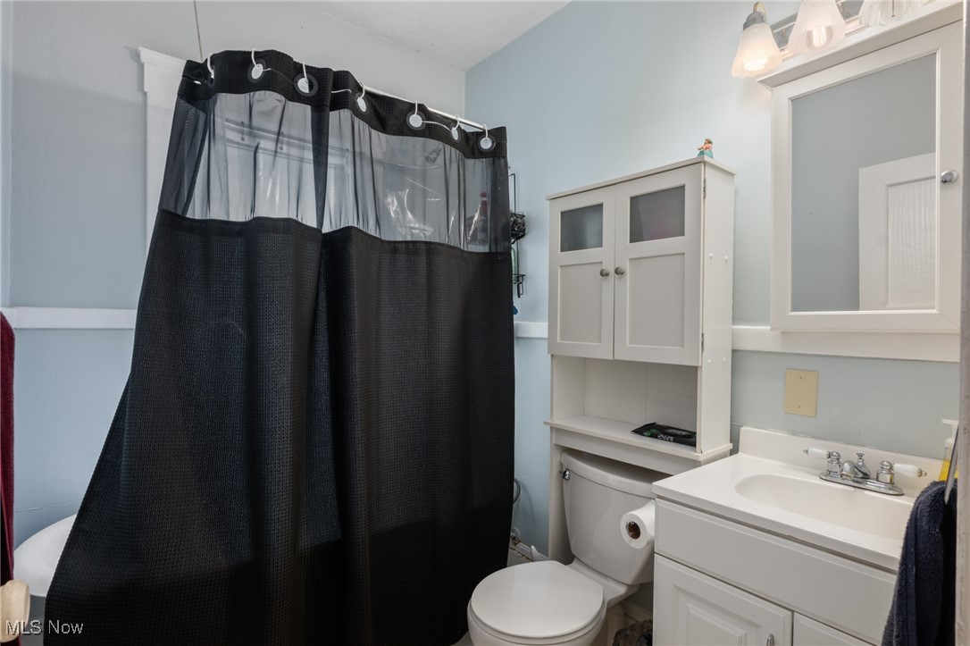 1286 Fry Avenue Lakewood OH 44107