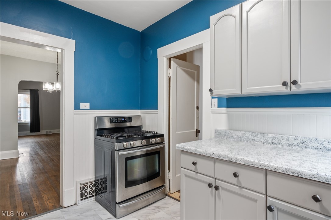 1286 Fry Avenue Lakewood OH 44107