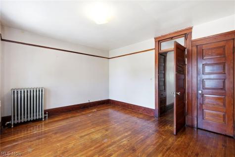 3407 Daisy Avenue Cleveland OH 44109
