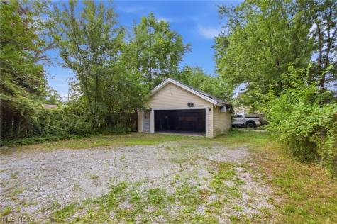3407 Daisy Avenue Cleveland OH 44109