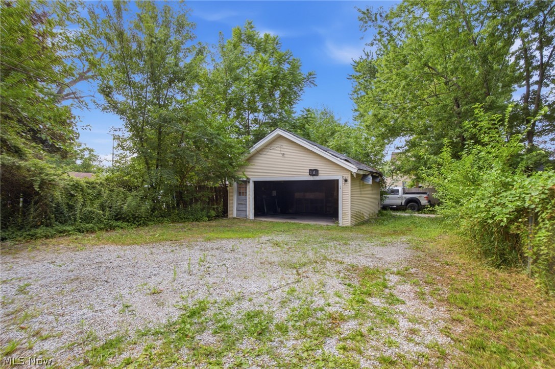 3407 Daisy Avenue Cleveland OH 44109