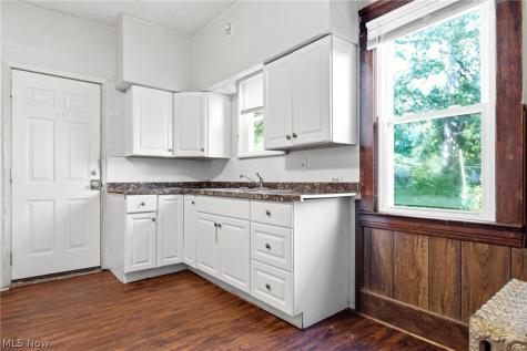 3407 Daisy Avenue Cleveland OH 44109