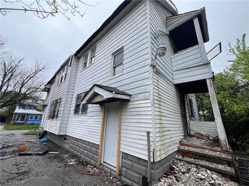 12305 Rexford Avenue Cleveland OH 44105