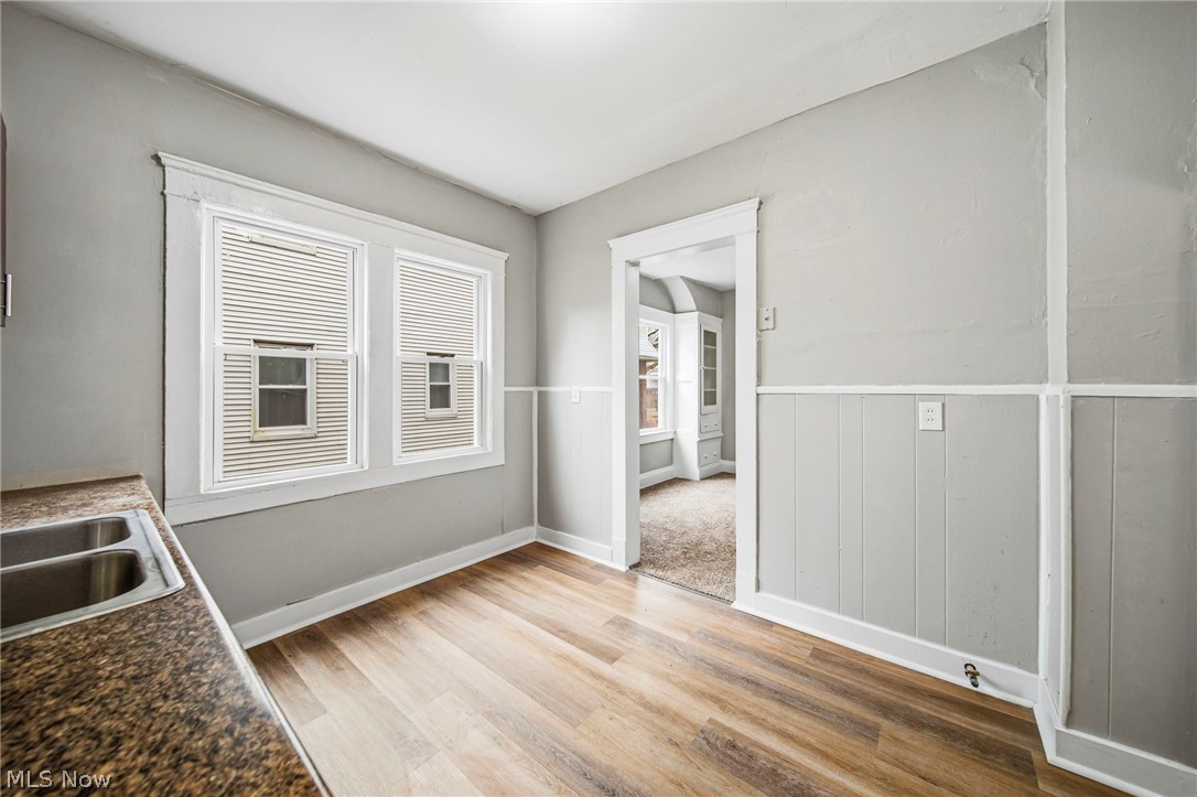 9512 Parkview Avenue Cleveland OH 44104