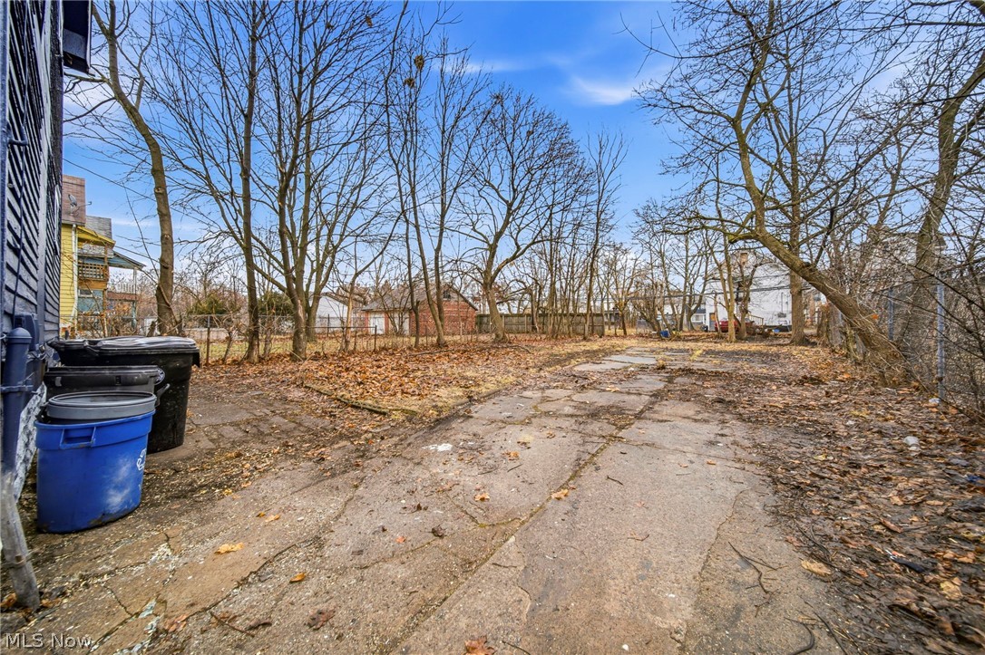 9512 Parkview Avenue Cleveland OH 44104