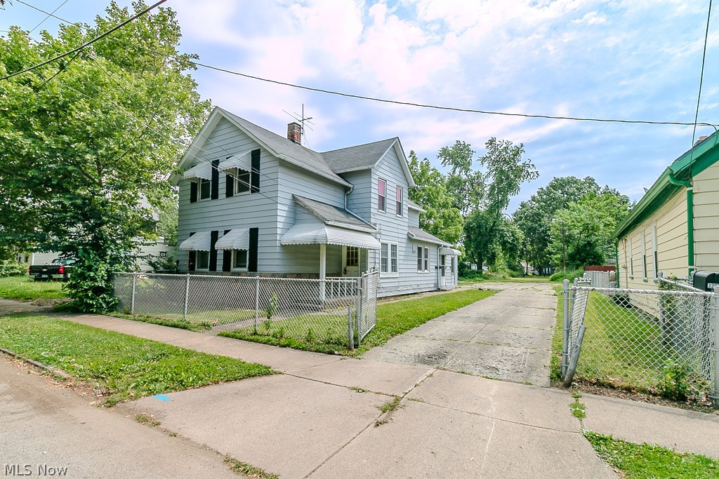 3295 W 46th Street Cleveland OH 44102
