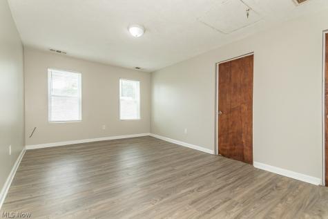 3295 W 46th Street Cleveland OH 44102
