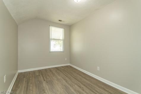 3295 W 46th Street Cleveland OH 44102