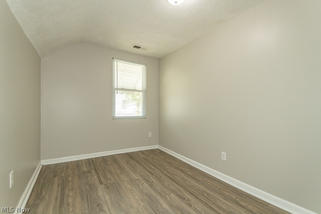 3295 W 46th Street Cleveland OH 44102