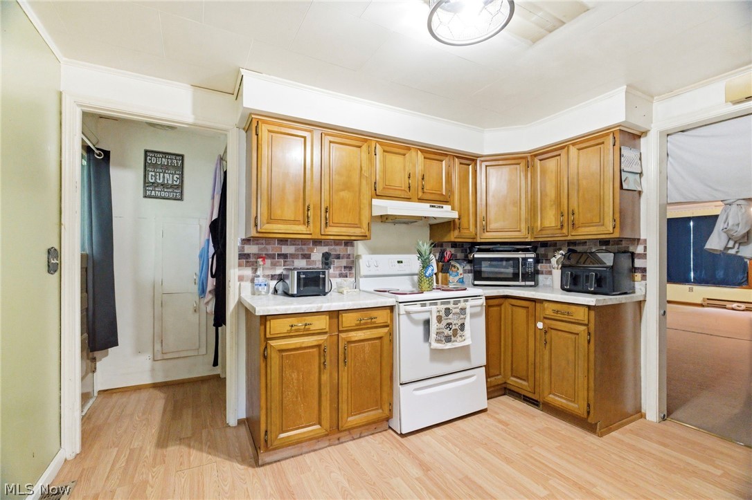 221 Tower Street SW Beach City OH 44608