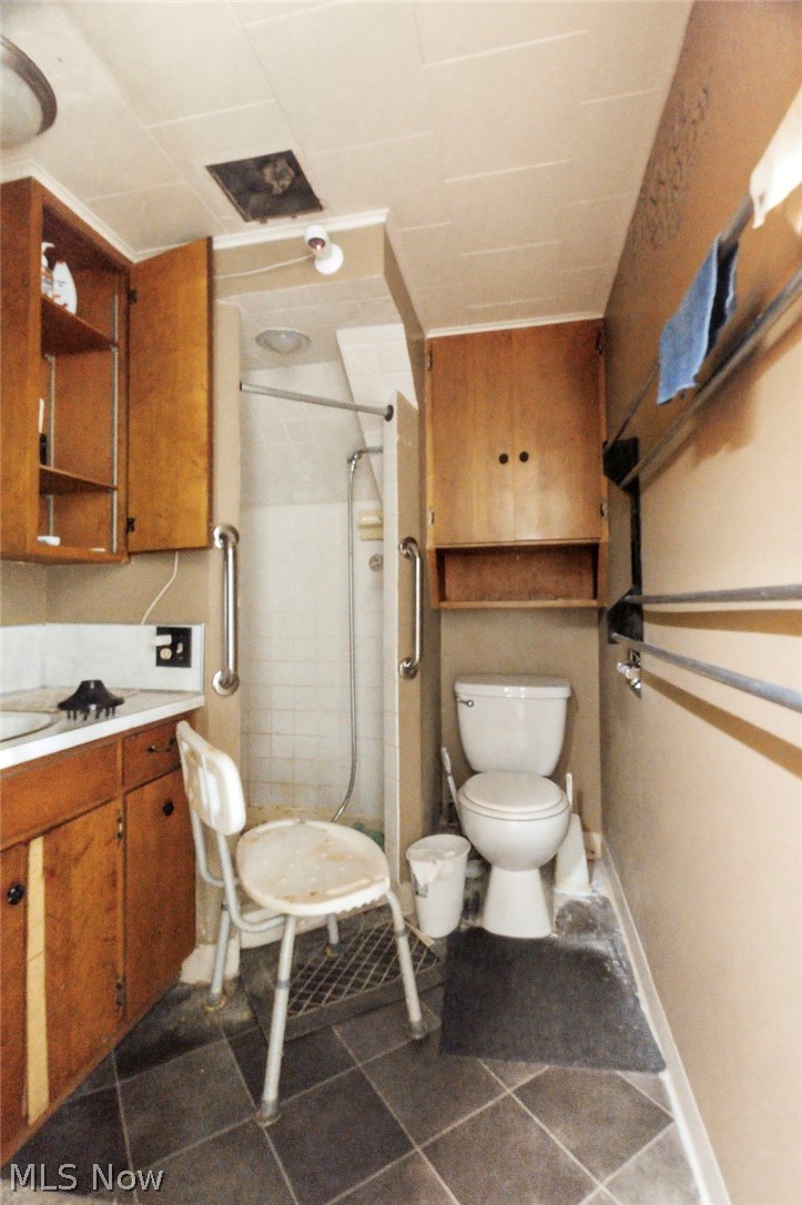 221 Tower Street SW Beach City OH 44608