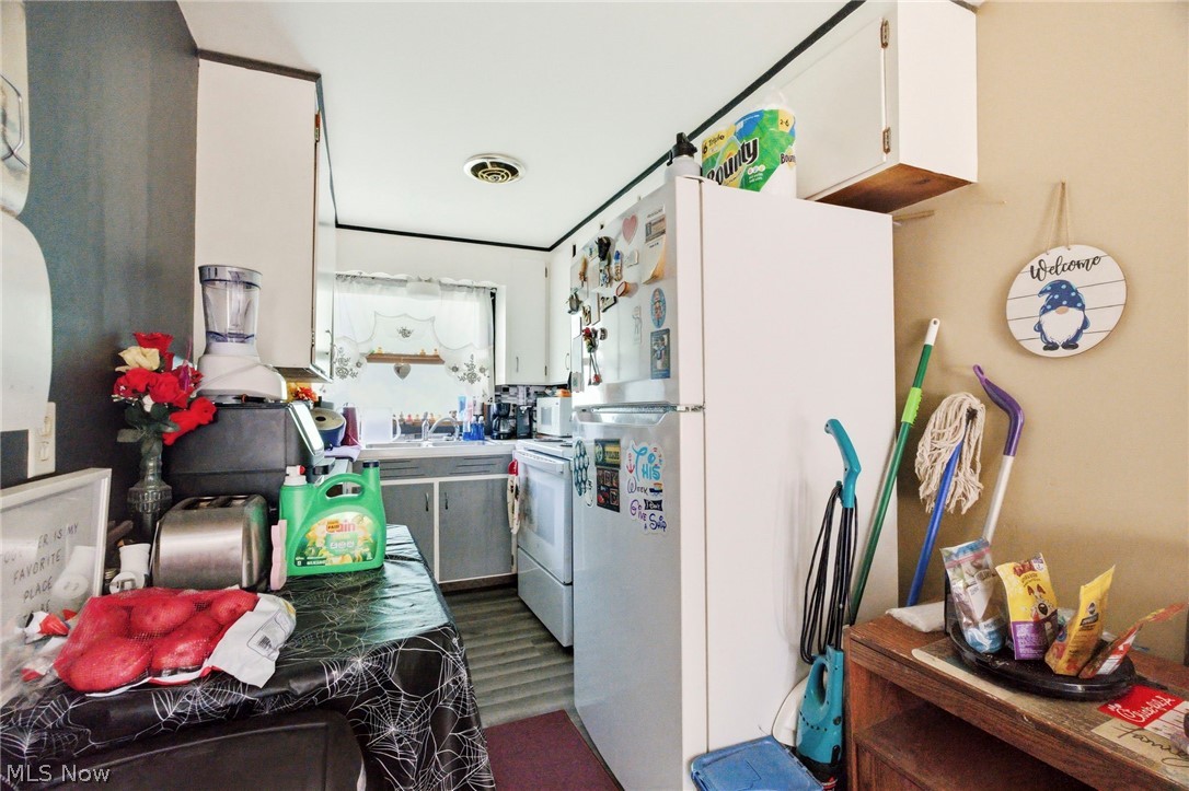 221 Tower Street SW Beach City OH 44608