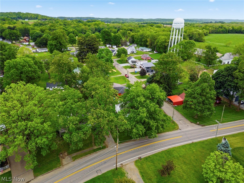 221 Tower Street SW Beach City OH 44608