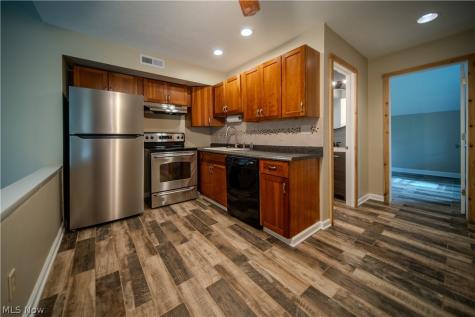 2632 Summit Road Ravenna OH 44266
