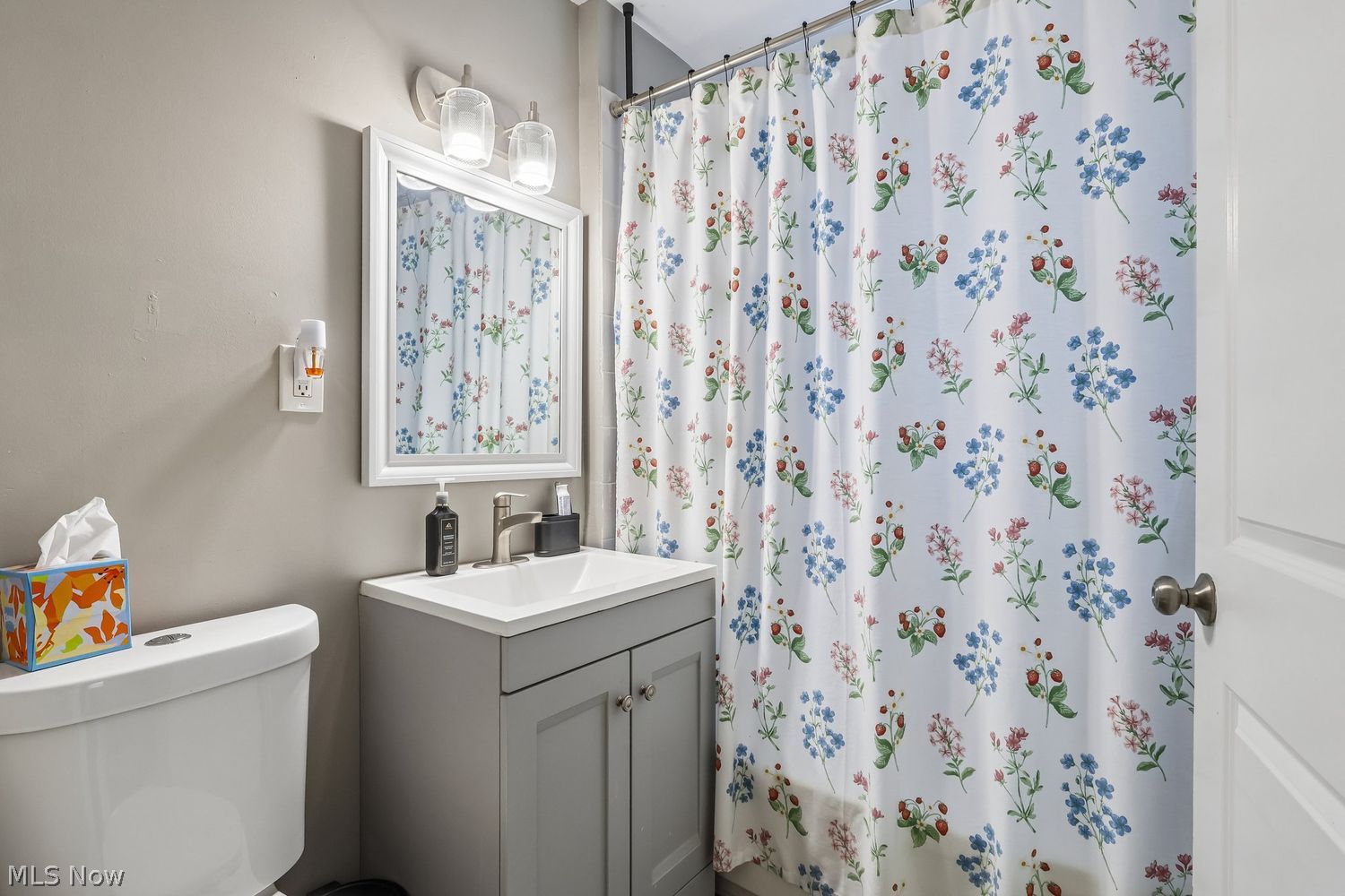 1308 Warren Road Lakewood OH 44107