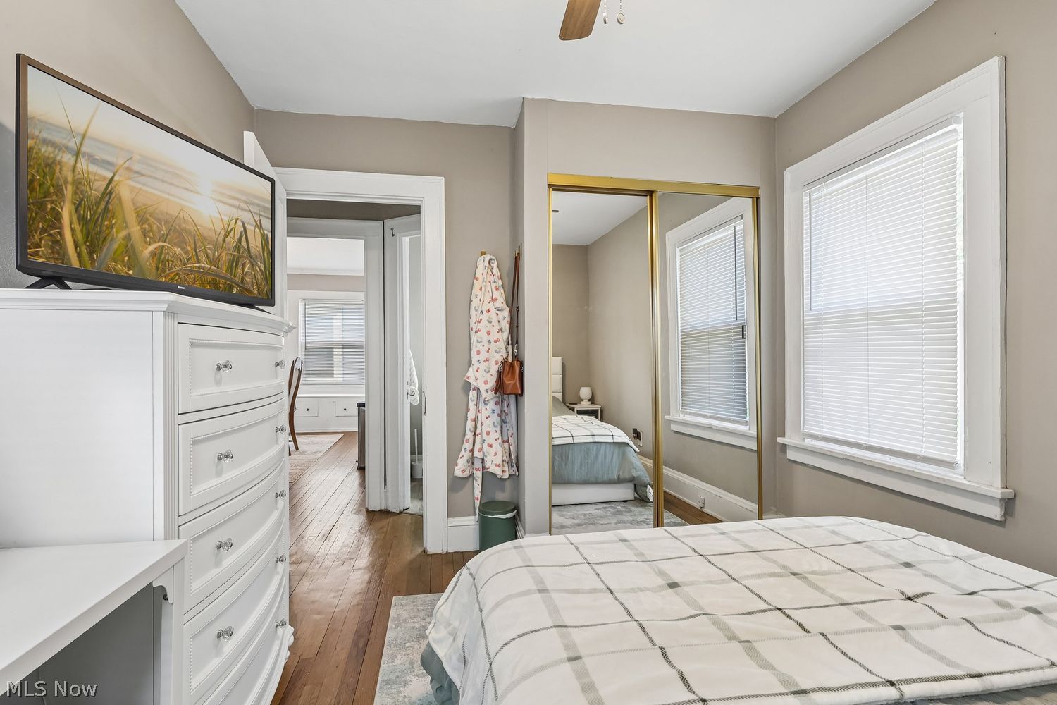1308 Warren Road Lakewood OH 44107