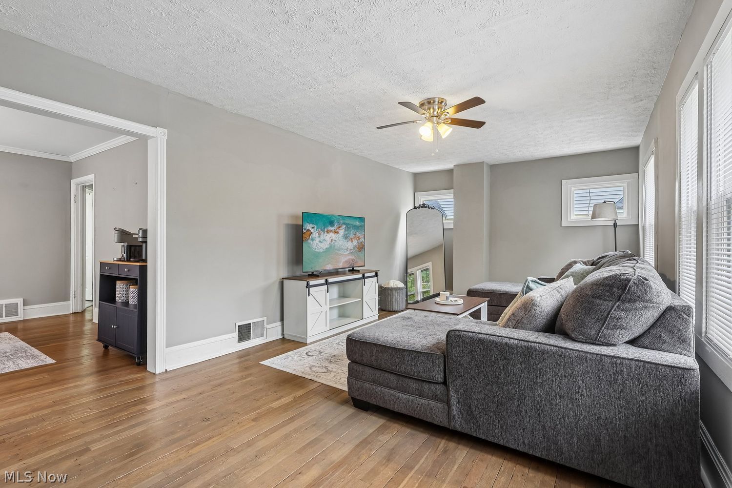 1308 Warren Road Lakewood OH 44107