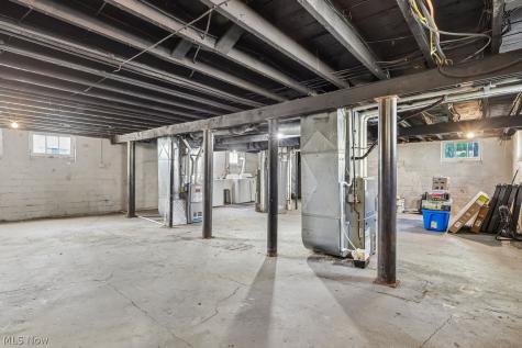 1308 Warren Road Lakewood OH 44107