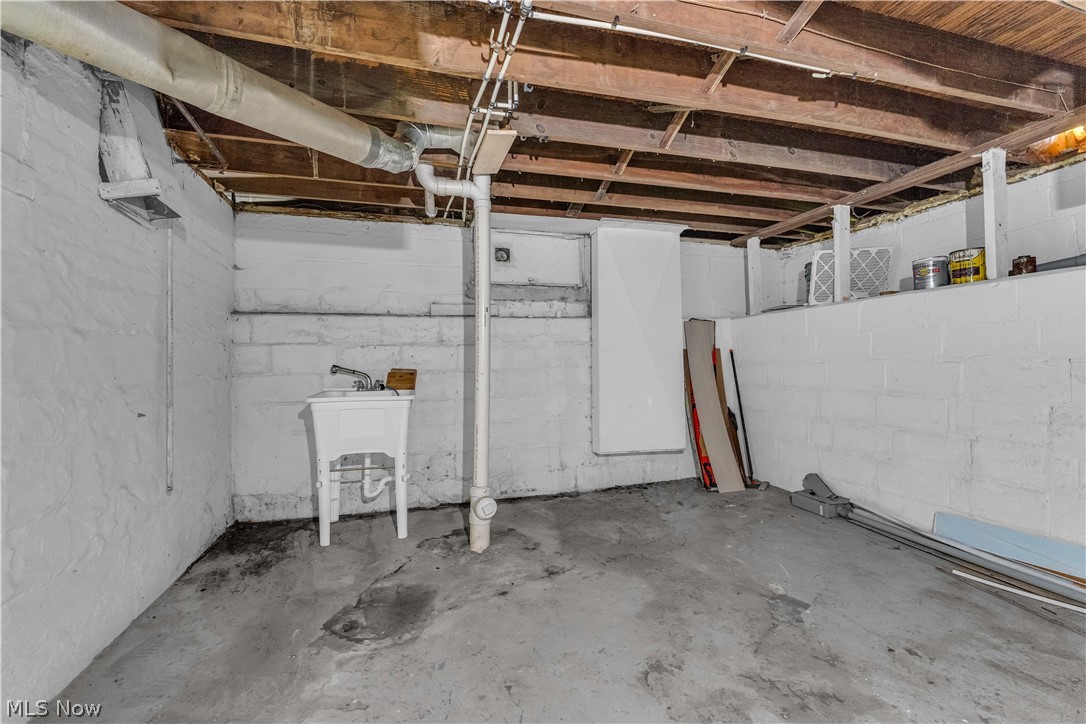 3429 Martin Luther King Jr Drive Cleveland OH 44104