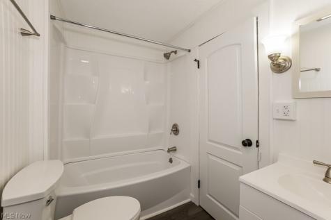 77 E Bridge Street Berea OH 44017
