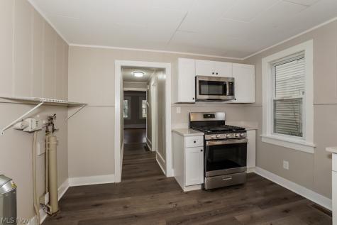 77 E Bridge Street Berea OH 44017