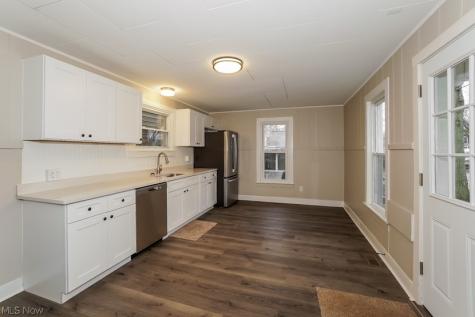 77 E Bridge Street Berea OH 44017